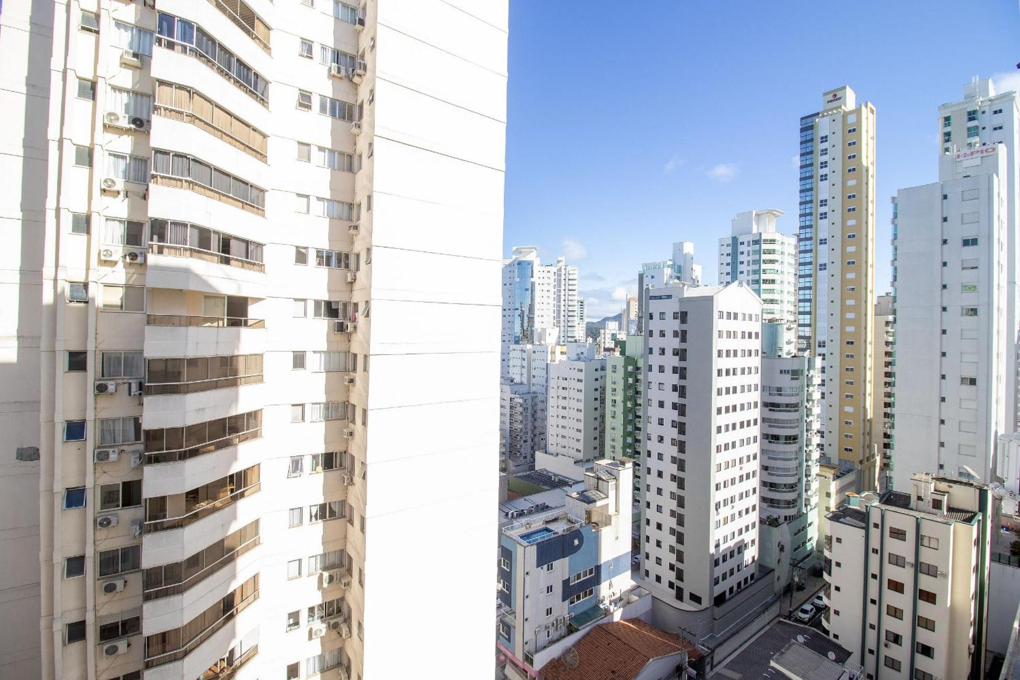 Rpa146 - Prox. A Praia, 1 Dr Climatizado, Garagem